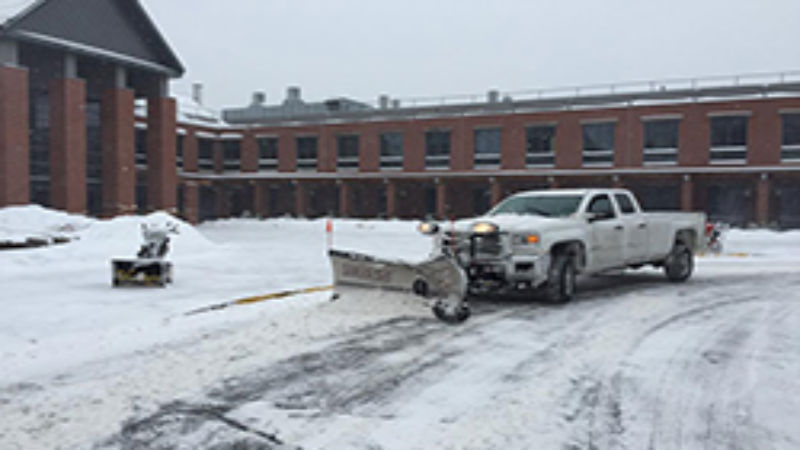 Doing Commercial Snow Plowing in Darien CT To Keep Customers Safe