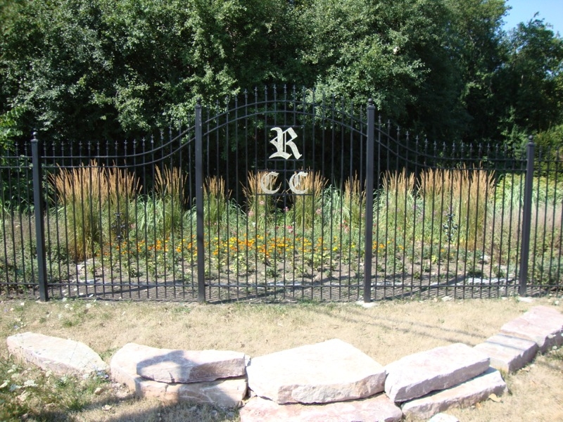 Quality Fence Companies Add Value to Your Property, Visit in Chicago