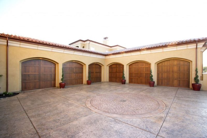 Three Common Issues That Require Professional Garage Door Repair In Boston, MA