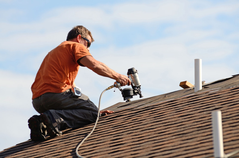 What Should You Be Looking For When Hiring Roofing Services?