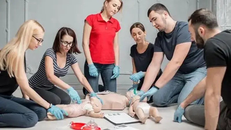 Be Prepared to Help With an AHA CPR Certification in Phoenix, AZ